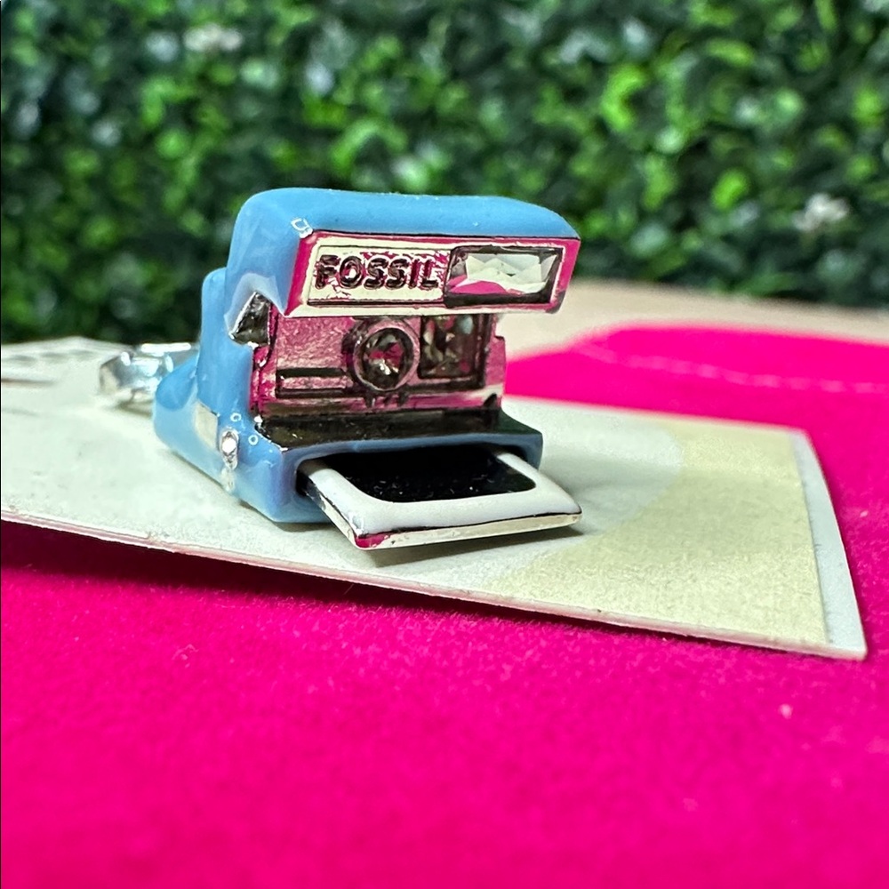 Fossil Polaroid Camera Charm - Picture 2 of 6